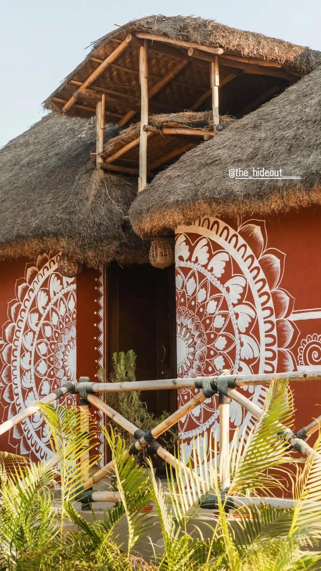 The Hideout Cottage And Restaurant Hampi Exterior photo