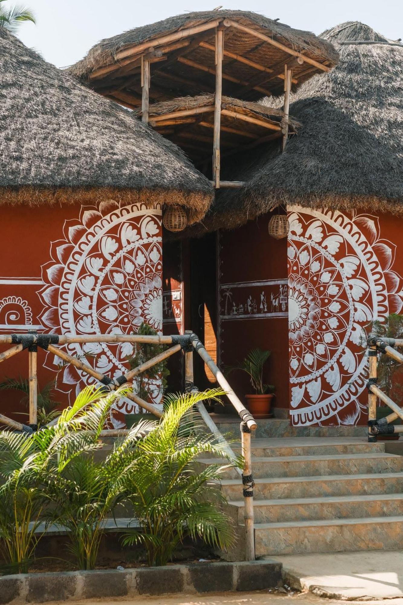 The Hideout Cottage And Restaurant Hampi Exterior photo